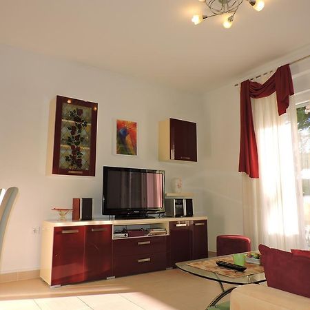 Apartman Legin Фажана Экстерьер фото