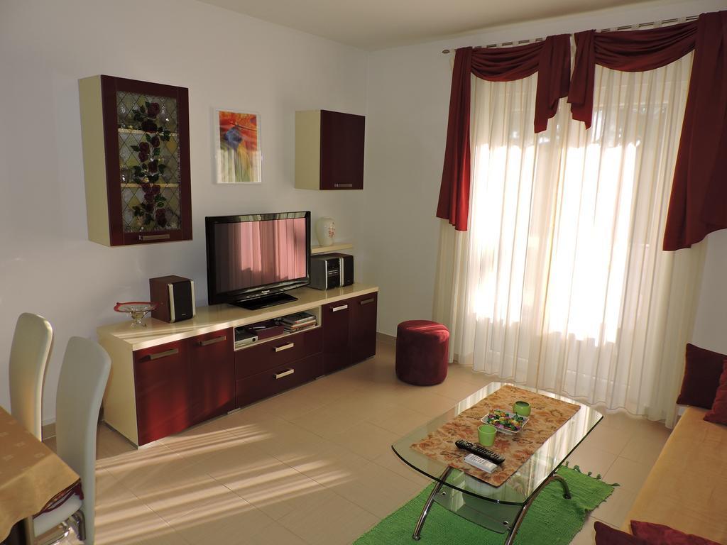 Apartman Legin Фажана Экстерьер фото