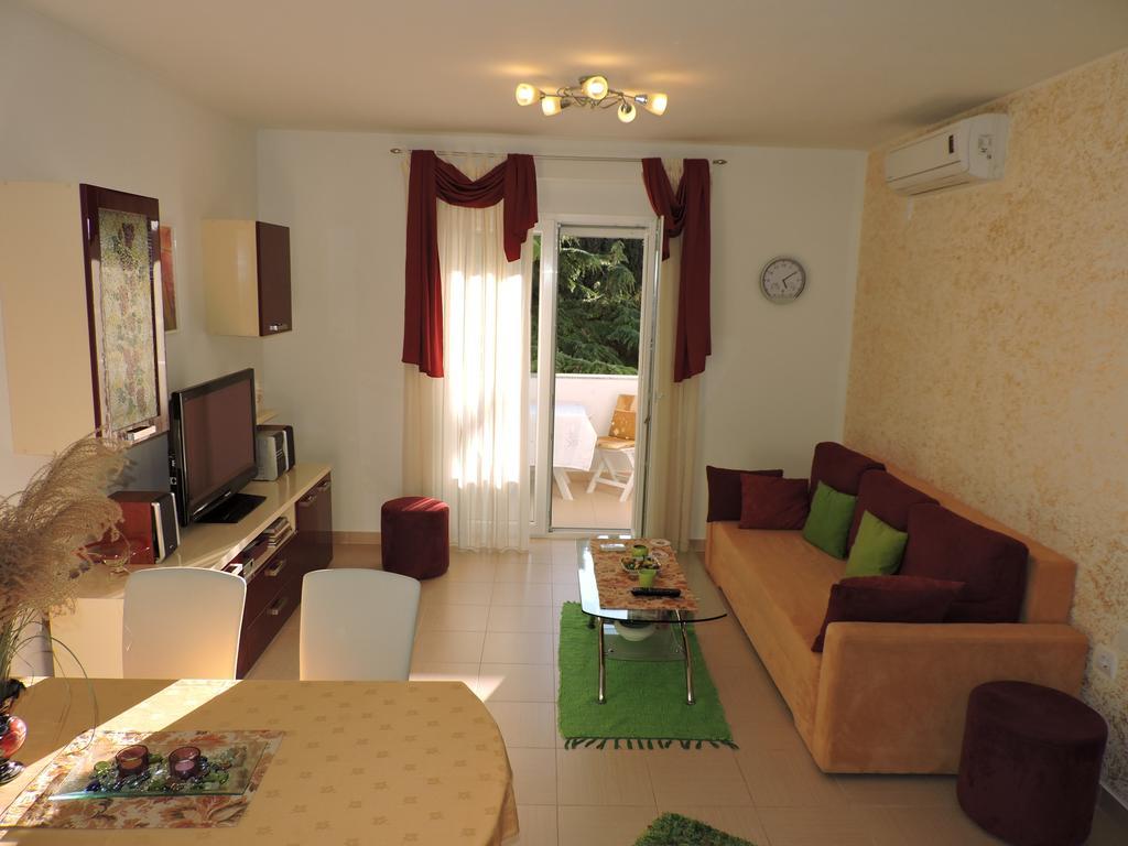 Apartman Legin Фажана Экстерьер фото